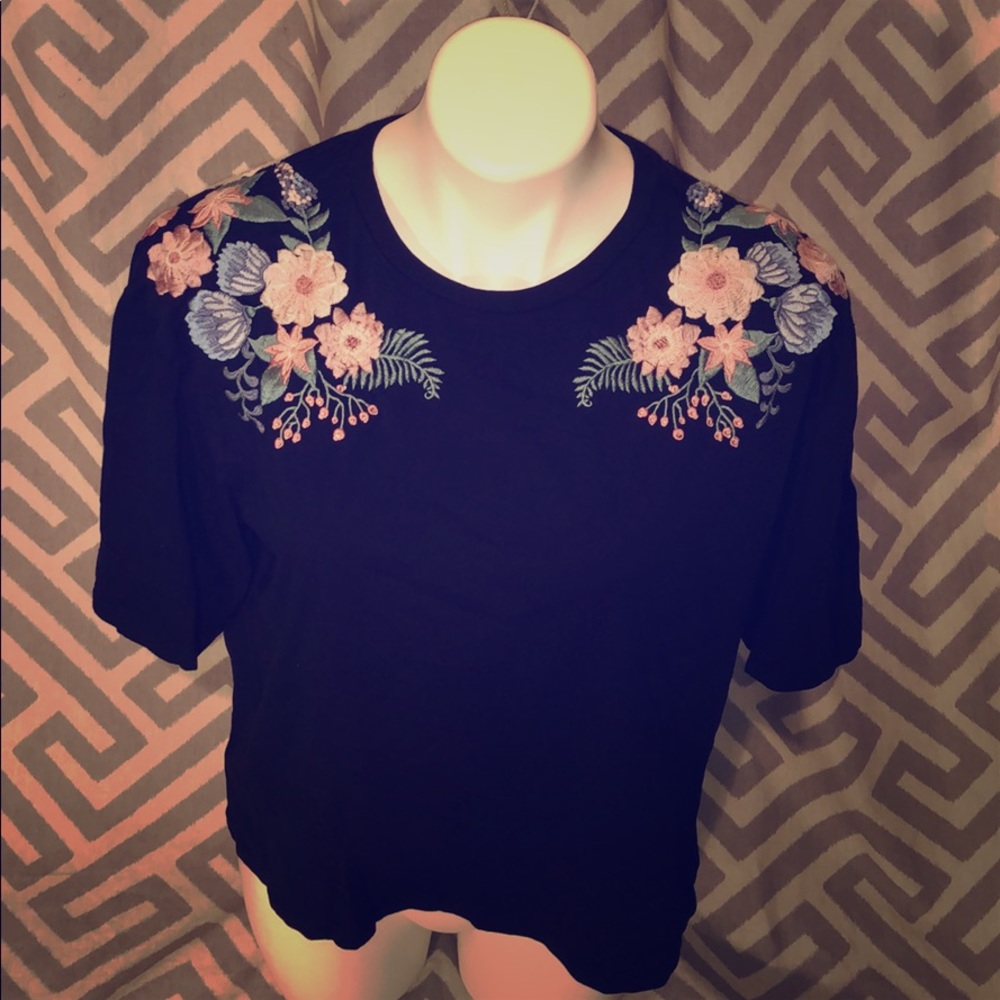 Floral 1/4 sleeve tee